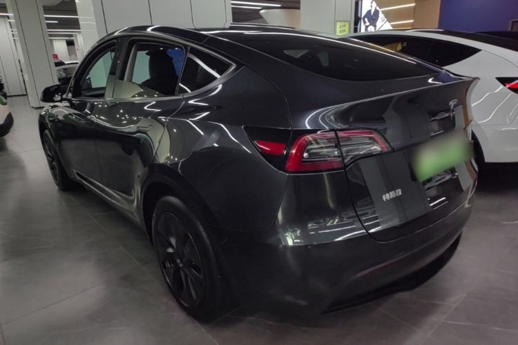 Used Tesla Model Y 2024 Rear-Wheel-Drive Version Rear Left 45 Deg