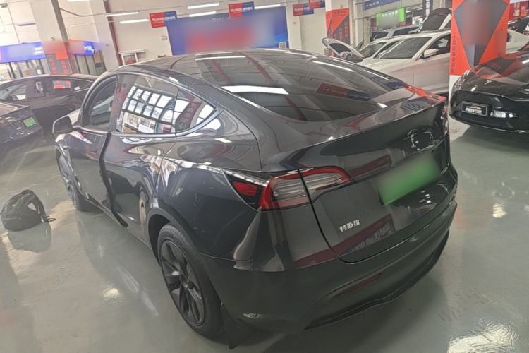 Used Tesla Model Y 2024 Rear-Wheel-Drive Version Rear Left 45 Deg