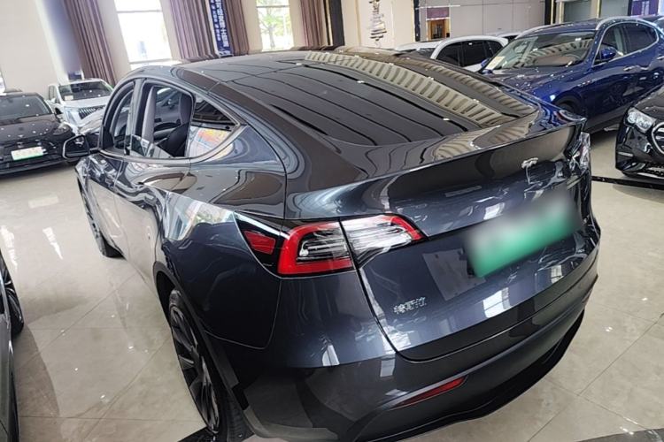 Used Tesla Model Y 2024 Long-Range All-Wheel-Drive Version Rear Left 45 Deg