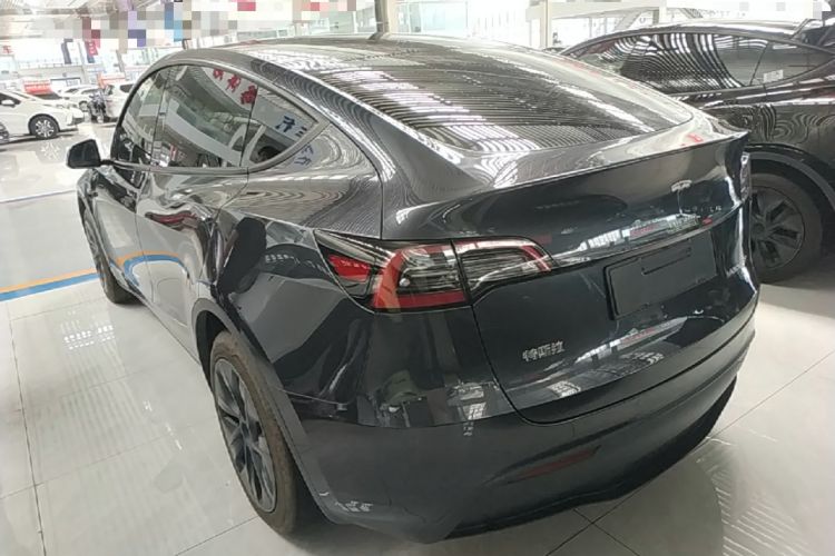 Used Tesla Model Y 2024 Rear-Wheel-Drive Version Rear Left 45 Deg