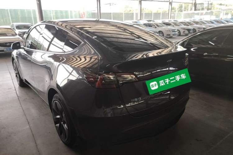 Used Tesla Model Y 2024 Rear-Wheel-Drive Version Rear Left 45 Deg