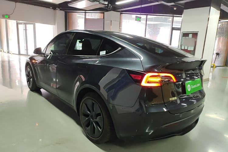Used Tesla Model Y 2024 Rear-Wheel-Drive Version Rear Left 45 Deg