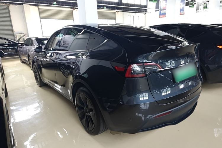 Used Tesla Model Y 2024 Rear-Wheel-Drive Version Rear Left 45 Deg