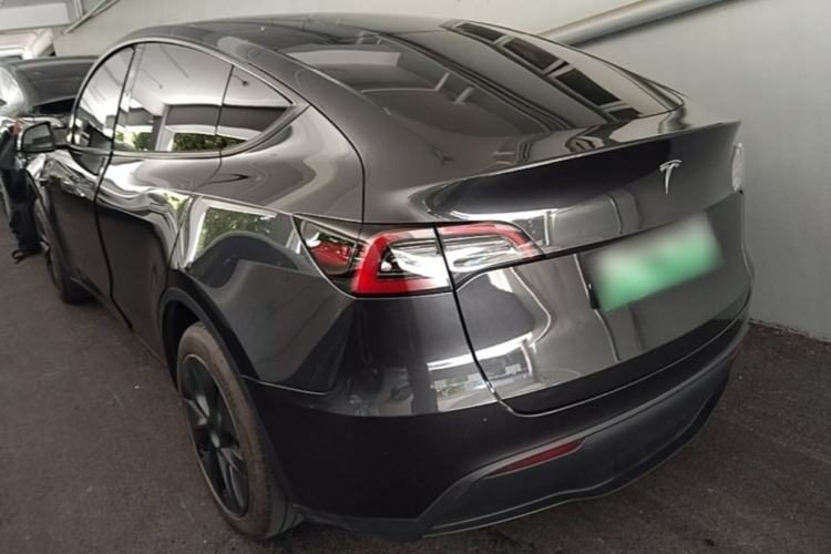 Used Tesla Model Y 2024 Rear-Wheel-Drive Version Rear Left 45 Deg