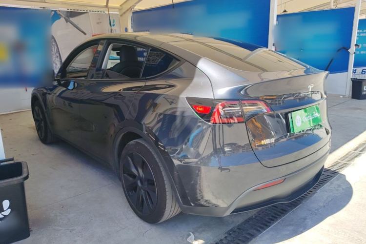 Used Tesla Model Y 2024 Rear-Wheel-Drive Version Rear Left 45 Deg