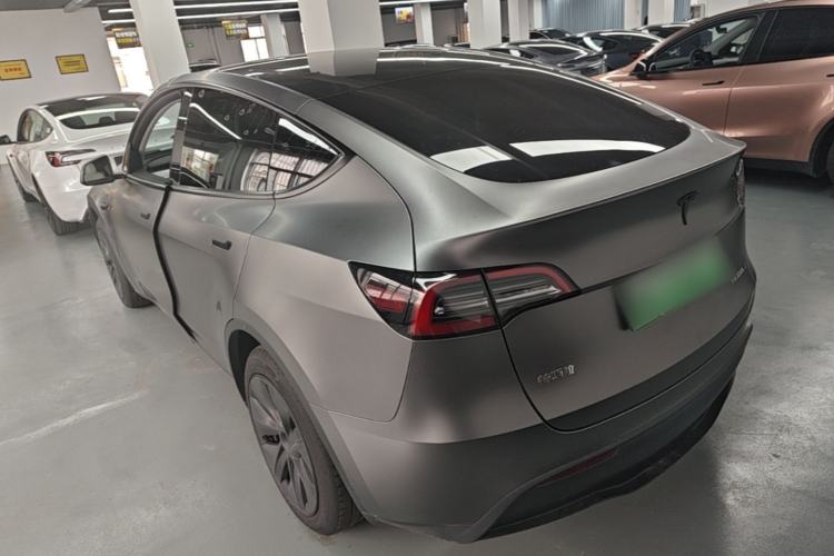 Used Tesla Model Y 2024 Rear-Wheel-Drive Version Rear Left 45 Deg
