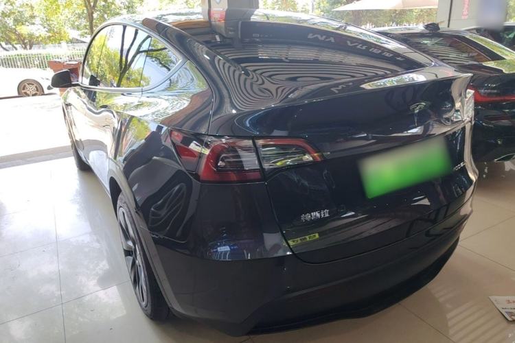 Used Tesla Model Y 2024 Rear-Wheel-Drive Version Rear Left 45 Deg