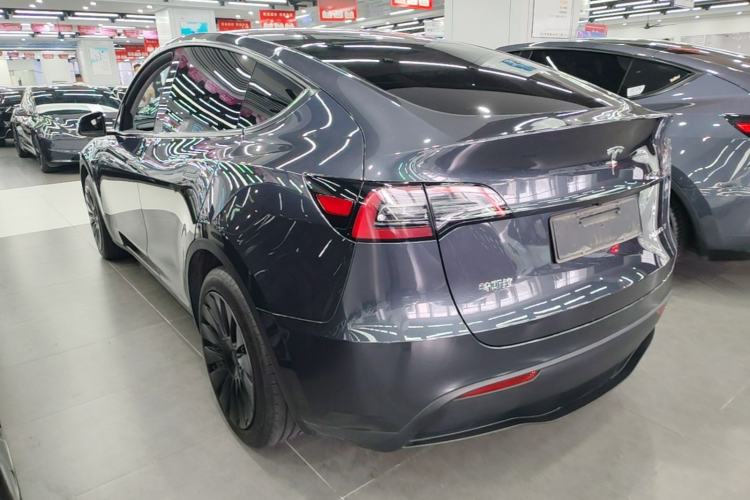 Used Tesla Model Y 2024 Rear-Wheel-Drive Version Rear Left 45 Deg