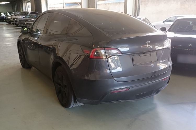 Used Tesla Model Y 2024 Rear-Wheel-Drive Version Rear Left 45 Deg