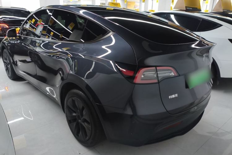 Used Tesla Model Y 2024 Long-Range All-Wheel-Drive Version Rear Left 45 Deg