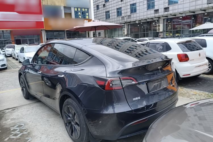 Used Tesla Model Y 2024 Rear-Wheel-Drive Version Rear Left 45 Deg