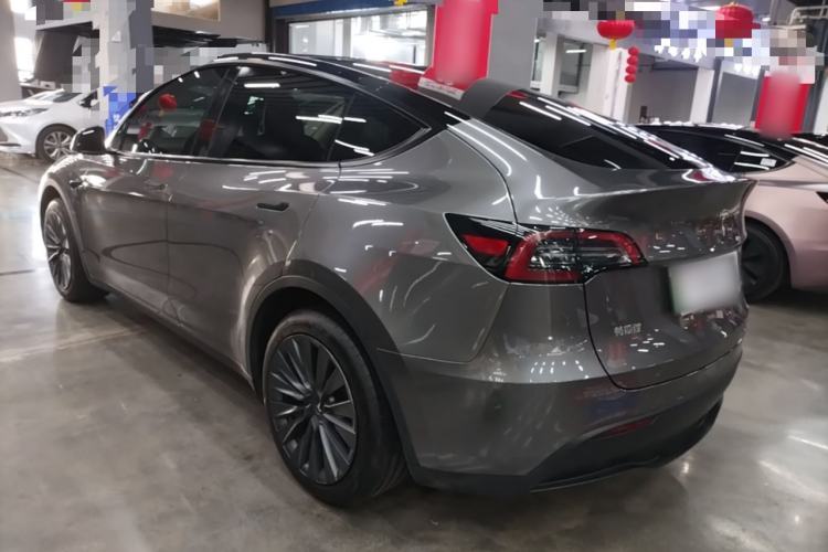 Used Tesla Model Y 2024 Rear-Wheel-Drive Version Rear Left 45 Deg