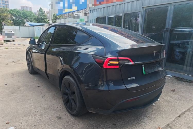Used Tesla Model Y 2024 Long-Range All-Wheel-Drive Version Rear Left 45 Deg
