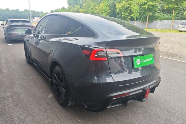 Used Tesla Model Y 2024 Rear-Wheel-Drive Version Rear Left 45 Deg