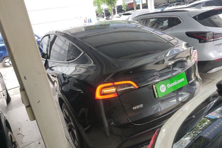 Used Tesla Model Y 2024 Rear-Wheel-Drive Version Rear Left 45 Deg