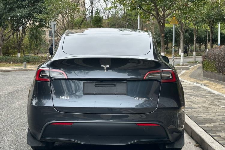 Used Tesla Model Y 2024 Rear-Wheel-Drive Version Rear