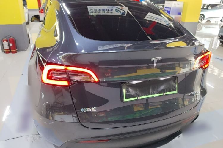 Used Tesla Model Y 2024 Long-Range All-Wheel-Drive Version Rear