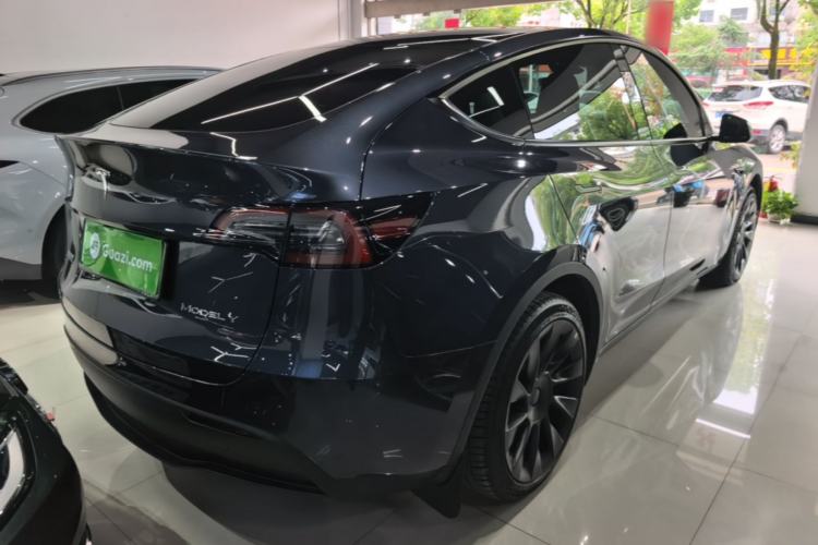Used Tesla Model Y 2024 Rear-Wheel-Drive Version Rear Right 45 Deg
