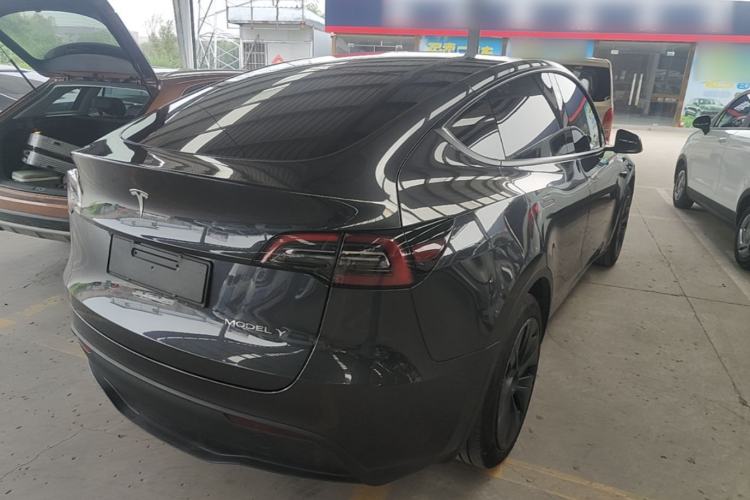 Used Tesla Model Y 2024 Rear-Wheel-Drive Version Rear Right 45 Deg
