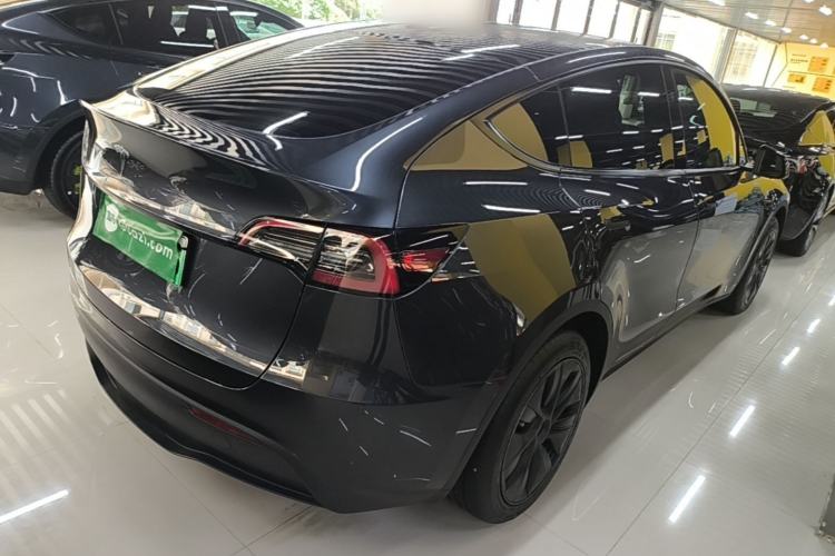 Used Tesla Model Y 2024 Rear-Wheel-Drive Version Rear Right 45 Deg