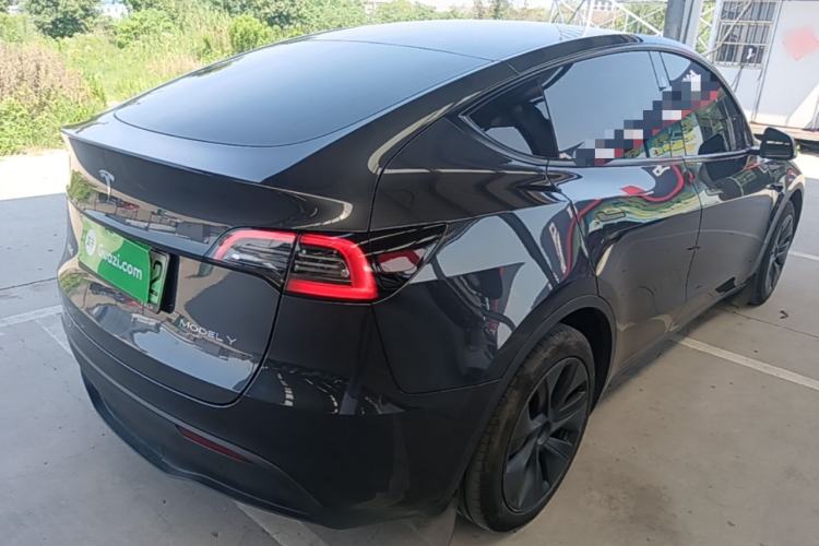 Used Tesla Model Y 2024 Rear-Wheel-Drive Version Rear Right 45 Deg