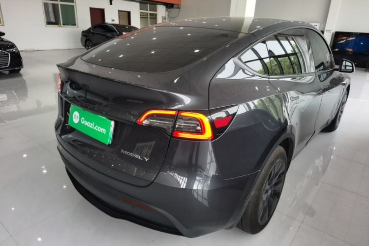 Used Tesla Model Y 2024 Rear-Wheel-Drive Version Rear Right 45 Deg