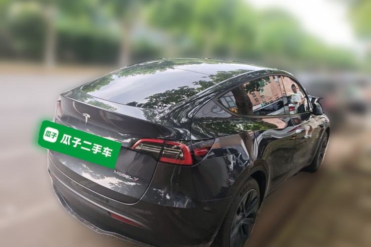 Used Tesla Model Y 2024 Rear-Wheel-Drive Version Rear Right 45 Deg