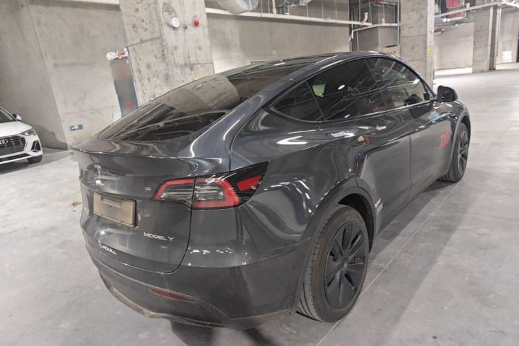 Used Tesla Model Y 2024 Rear-Wheel-Drive Version Rear Right 45 Deg