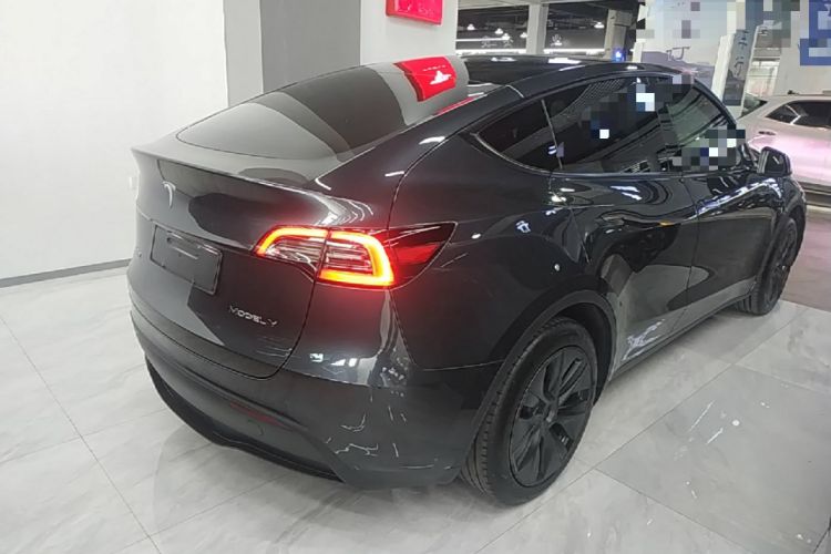 Used Tesla Model Y 2024 Rear-Wheel-Drive Version Rear Right 45 Deg