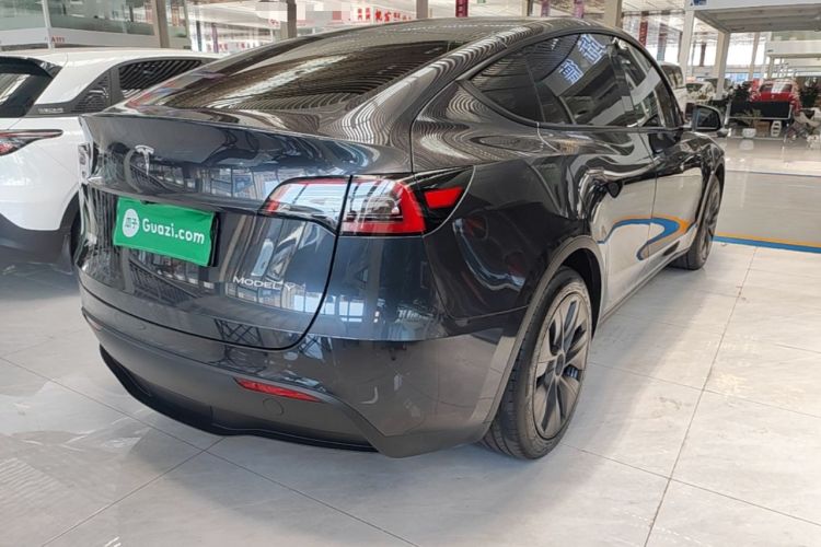 Used Tesla Model Y 2024 Rear-Wheel-Drive Version Rear Right 45 Deg