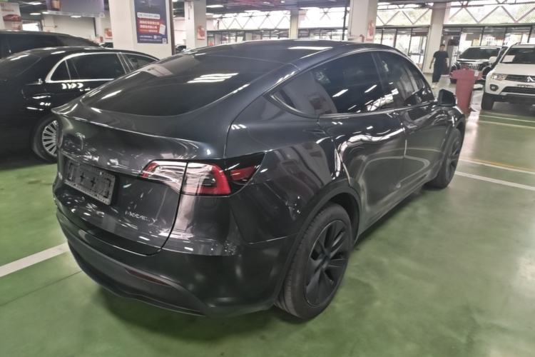 Used Tesla Model Y 2024 Rear-Wheel-Drive Version Rear Right 45 Deg