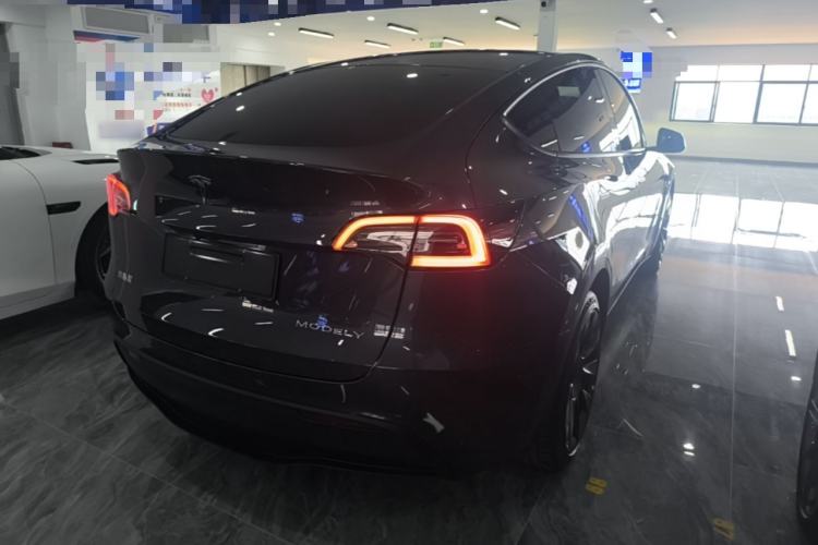 Used Tesla Model Y 2024 Rear-Wheel-Drive Version Rear Right 45 Deg