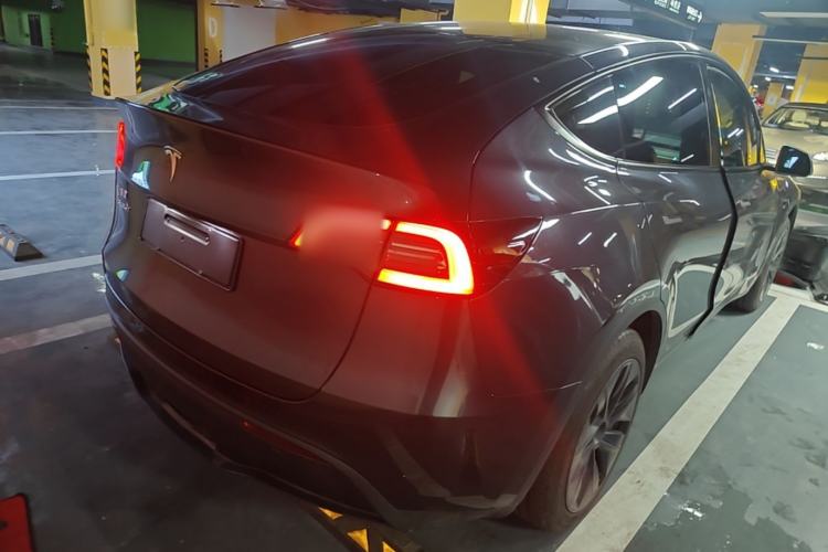 Used Tesla Model Y 2024 Rear-Wheel-Drive Version Rear Right 45 Deg