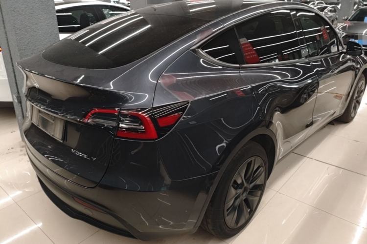 Used Tesla Model Y 2024 Rear-Wheel-Drive Version Rear Right 45 Deg