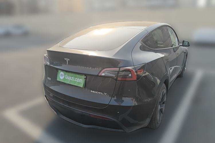 Used Tesla Model Y 2024 Rear-Wheel-Drive Version Rear Right 45 Deg