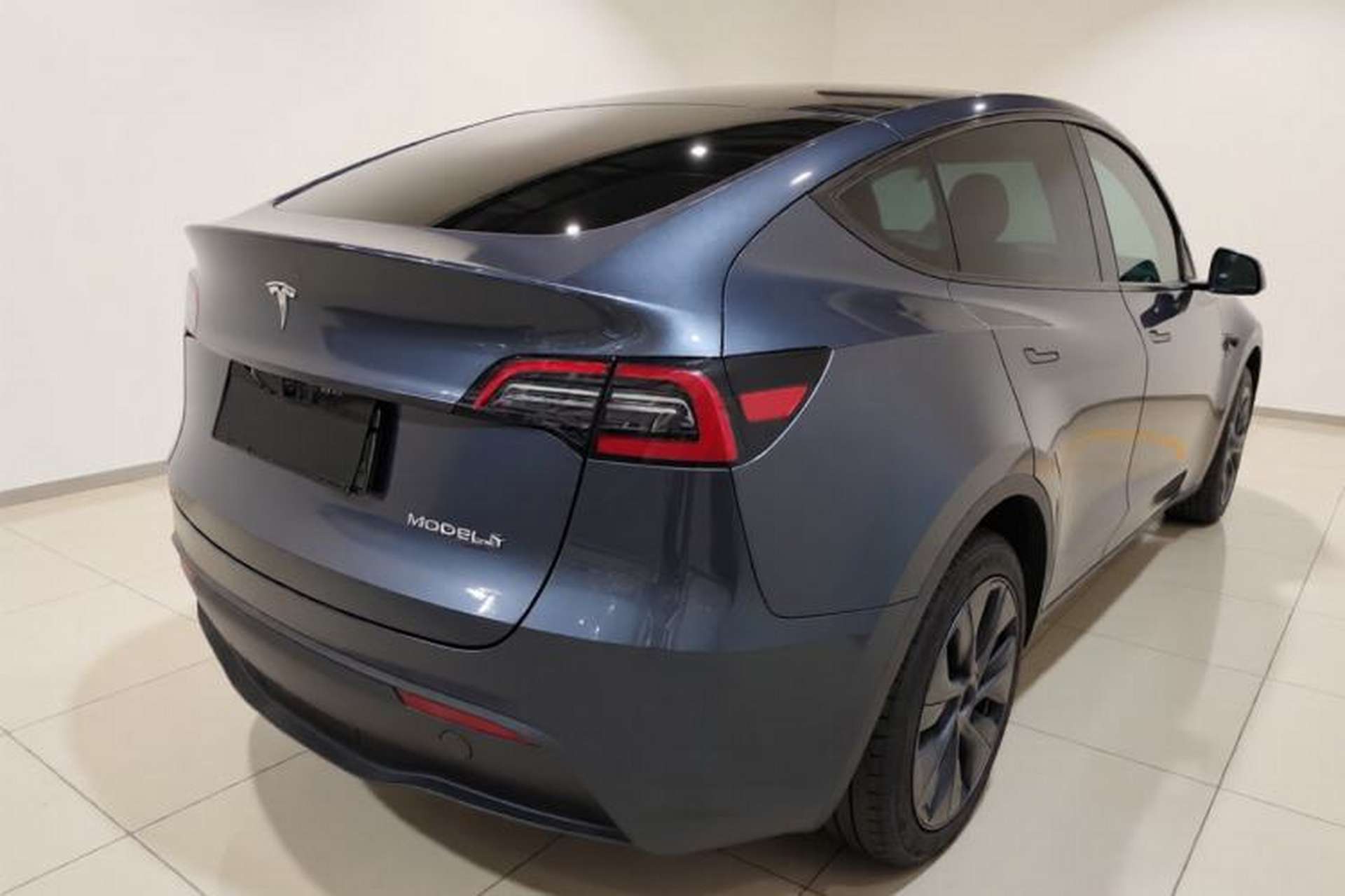 Used Tesla Model Y 2024 Rear-Wheel-Drive Version Rear Right 45 Deg