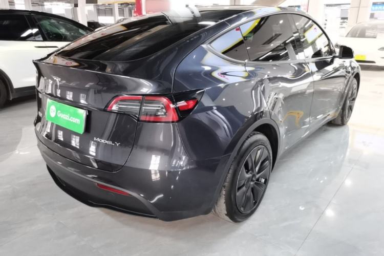 Used Tesla Model Y 2024 Rear-Wheel-Drive Version Rear Right 45 Deg