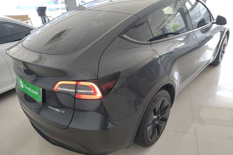 Used Tesla Model Y 2024 Rear-Wheel-Drive Version Rear Right 45 Deg