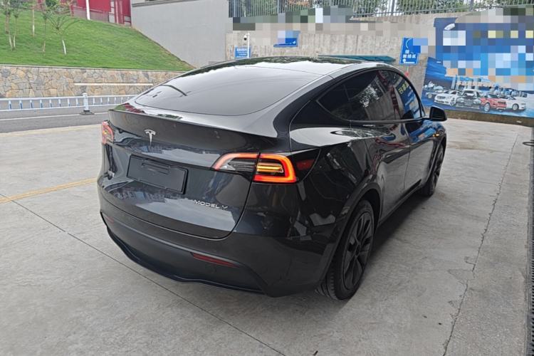 Used Tesla Model Y 2024 Rear-Wheel-Drive Version Rear Right 45 Deg