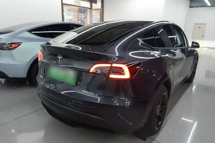 Used Tesla Model Y 2024 Rear-Wheel-Drive Version Rear Right 45 Deg