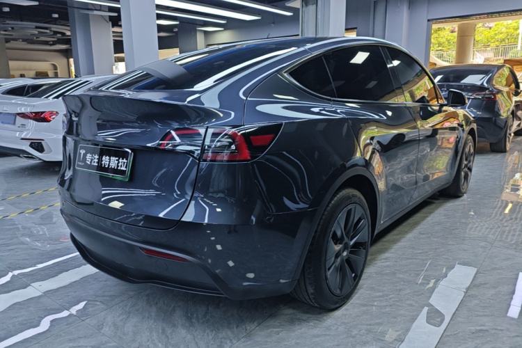 Used Tesla Model Y 2024 Rear-Wheel-Drive Version Rear Right 45 Deg