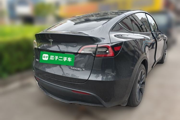 Used Tesla Model Y 2024 Rear-Wheel-Drive Version Rear Right 45 Deg