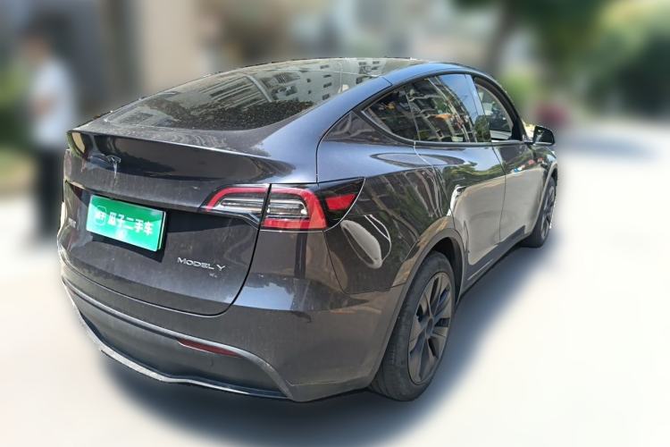 Used Tesla Model Y 2024 Rear-Wheel-Drive Version Rear Right 45 Deg