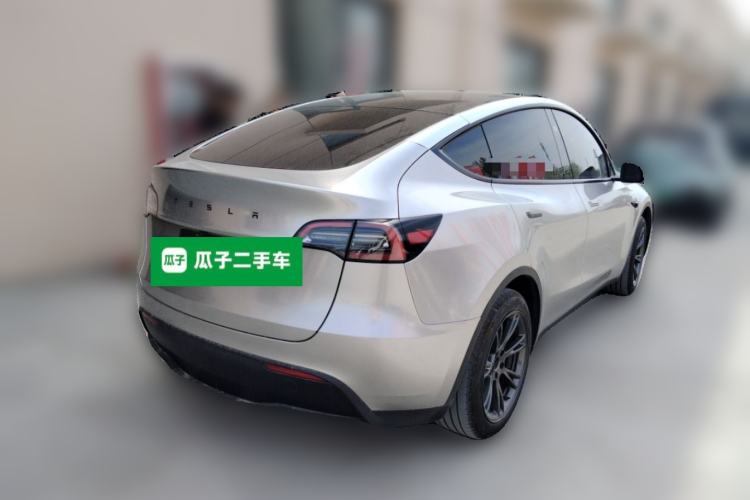 Used Tesla Model Y 2024 Rear-Wheel-Drive Version Rear Right 45 Deg