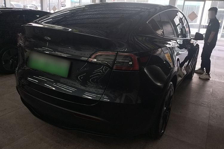 Used Tesla Model Y 2024 Long-Range All-Wheel-Drive Version Rear Right 45 Deg
