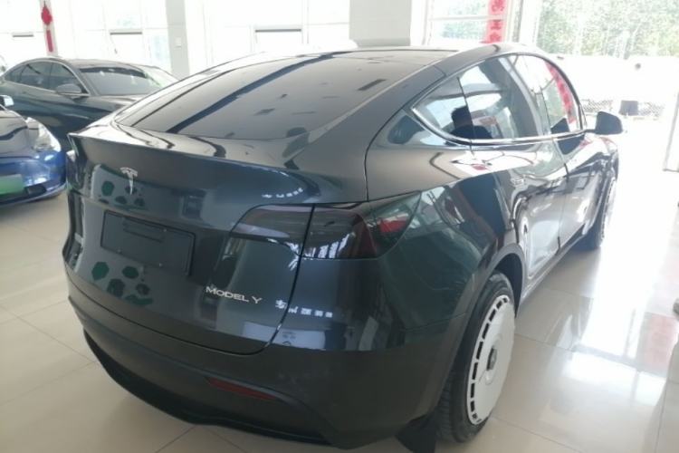Used Tesla Model Y 2024 Long-Range All-Wheel-Drive Version Rear Right 45 Deg
