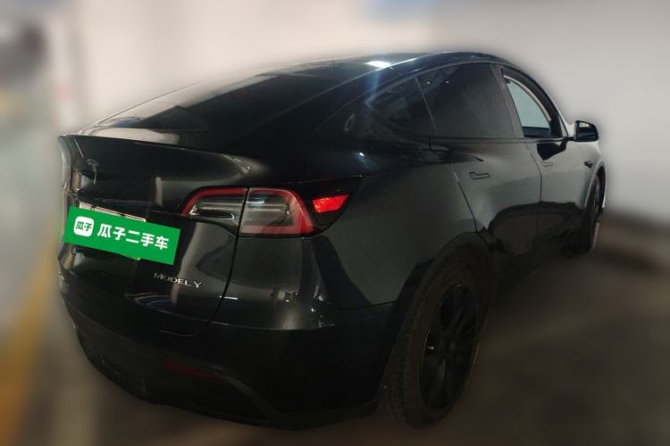 Used Tesla Model Y 2024 Long-Range All-Wheel-Drive Version Rear Right 45 Deg