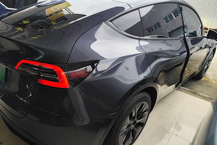 Used Tesla Model Y 2024 Rear-Wheel-Drive Version Rear Right 45 Deg