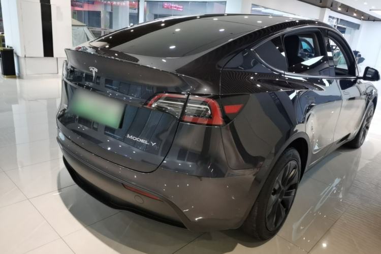 Used Tesla Model Y 2024 Rear-Wheel-Drive Version Rear Right 45 Deg