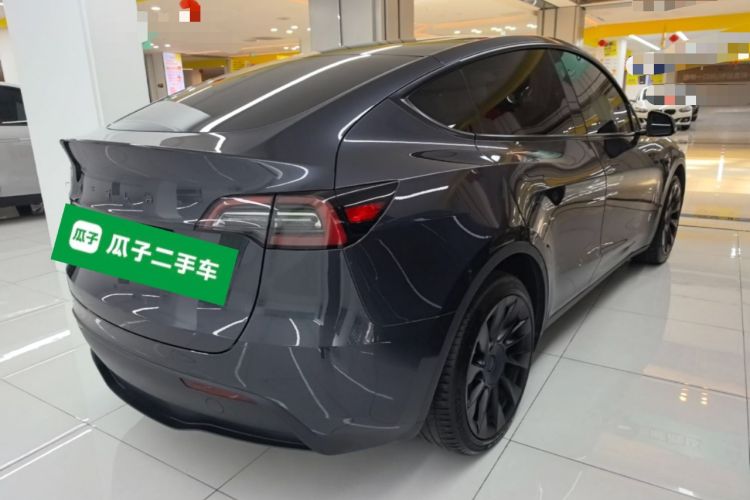 Used Tesla Model Y 2024 Long-Range All-Wheel-Drive Version Rear Right 45 Deg